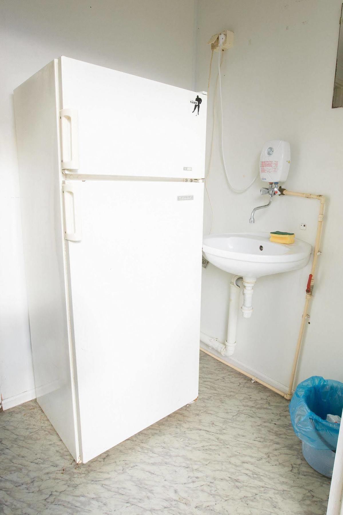 Hostel Metro Varsó Kültér fotó